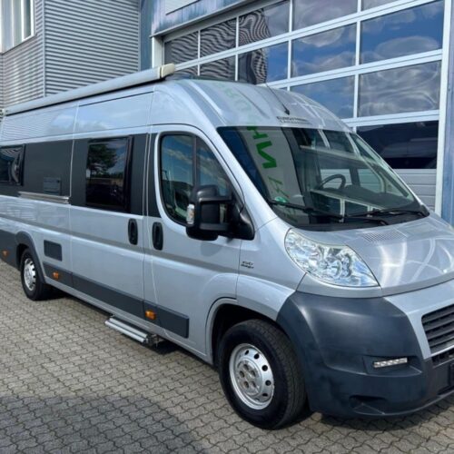 IMG_2829 VANTourer 630 /automatique /148HP/solaire/auvent/caméra/AHK