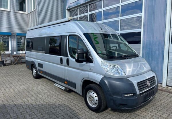 VANTourer 630 /automatique /148HP/solaire/auvent/caméra/AHK