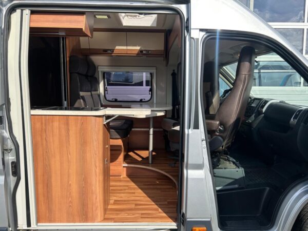 VANTourer 630 /automatique /148HP/solaire/auvent/caméra/AHK