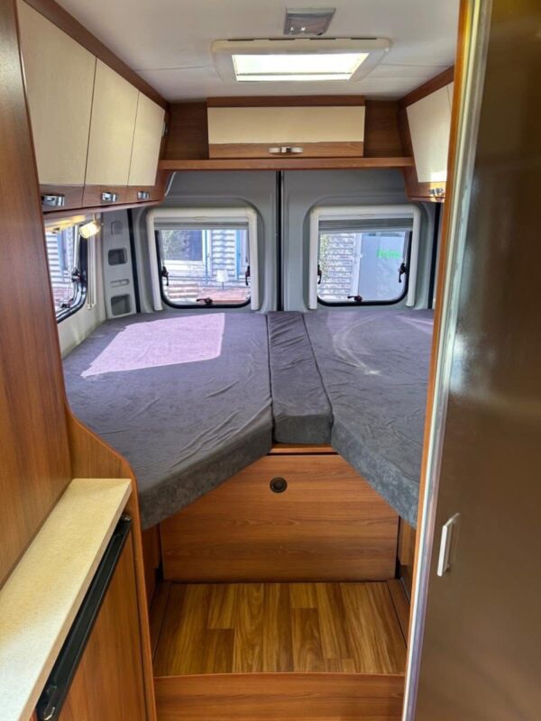 VANTourer 630 /automatique /148HP/solaire/auvent/caméra/AHK