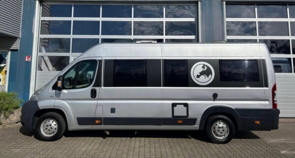 VANTourer 630 /automatique /148HP/solaire/auvent/caméra/AHK