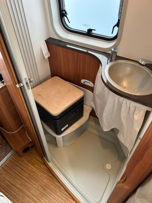 IMG_2975 Adria Twin 600 SP*Automatik*158 PS*3.0L*SAT*Solar