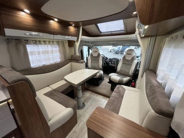 Pilote P716 Essentiel 2017