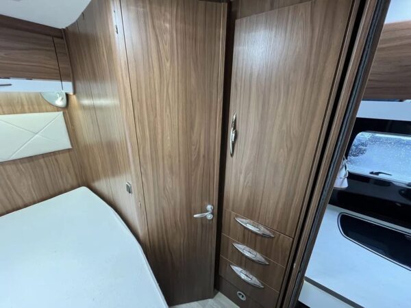 Pilote P716 Essentiel 2017