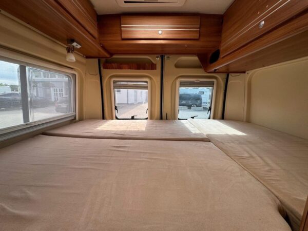 Globecar Globescout**Automatique**180 ch**3 L**ERST 94 T KM