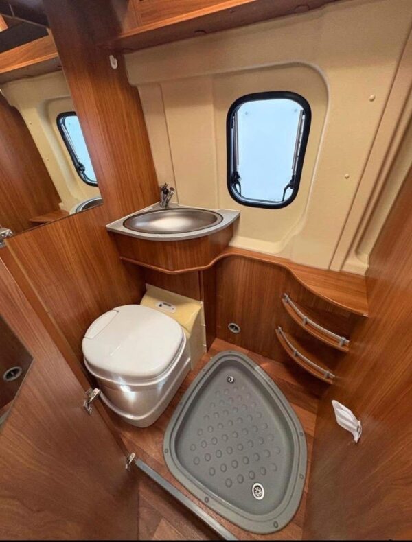 Globecar Globescout**Automatique**180 ch**3 L**ERST 94 T KM