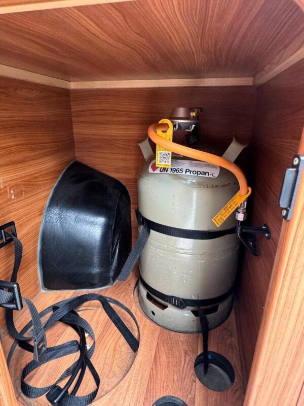 Globecar Globescout**Automatique**180 ch**3 L**ERST 94 T KM