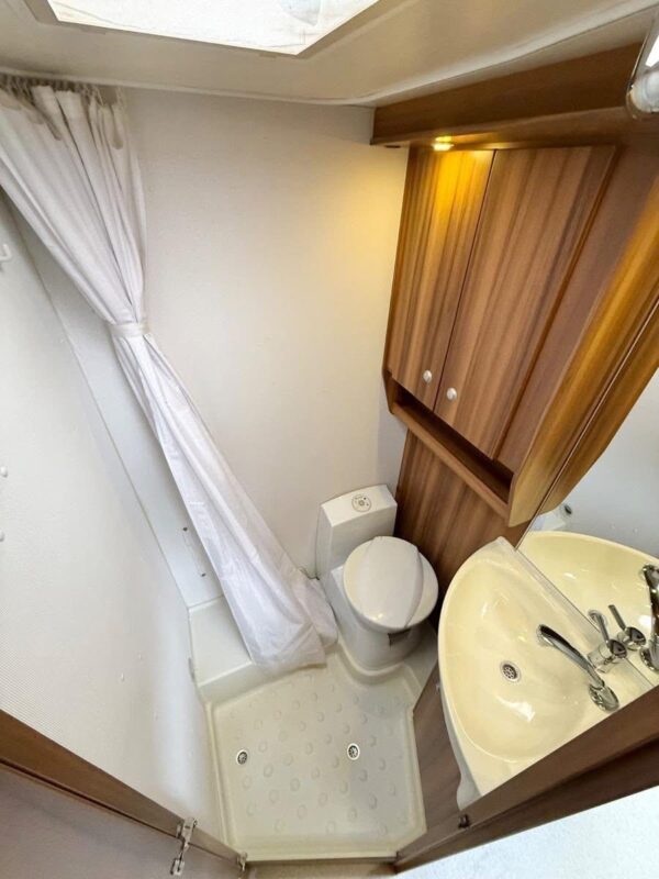 Weinsberg TI 650 MEG*Lits simples*Garage*