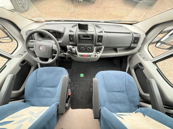 Weinsberg TI 650 MEG*Lits simples*Garage*