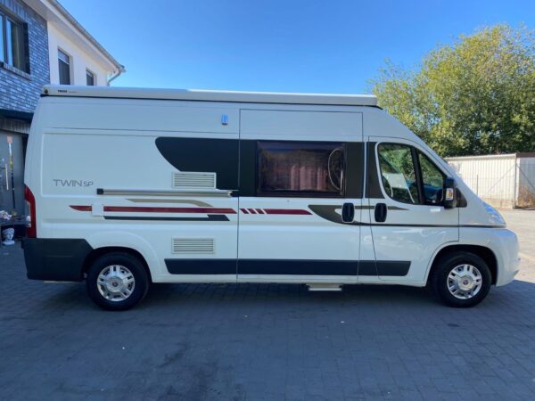 IMG_3279 Adria Twin 600 SP