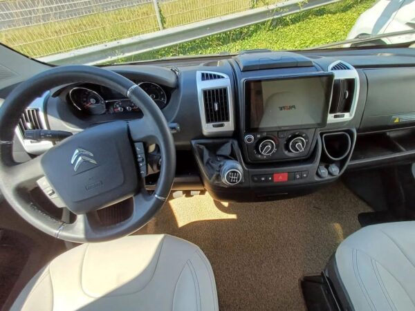 Pilote P 696 U EVIDENCE 2023