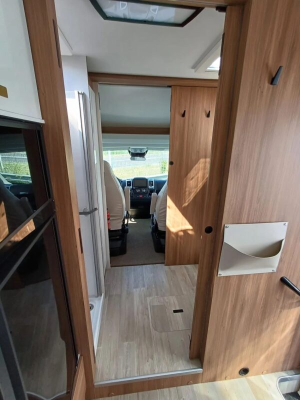 Pilote P 696 U EVIDENCE 2023