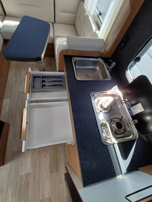 Pilote P 696 U EVIDENCE 2023