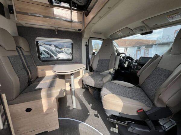 Dethleffs Globetrail 600 S Peugeot 140 CV