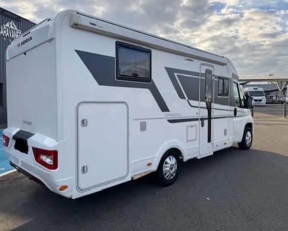 IMG_3513 Adria Modèle / Gamme : Compact PLUS DL