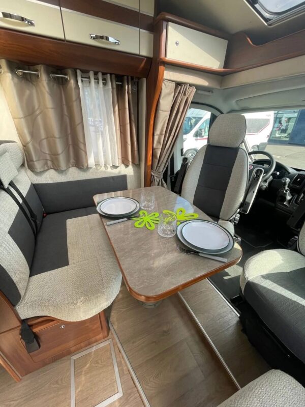 Florium  Modèle / Gamme : Mayflower 70 LMX