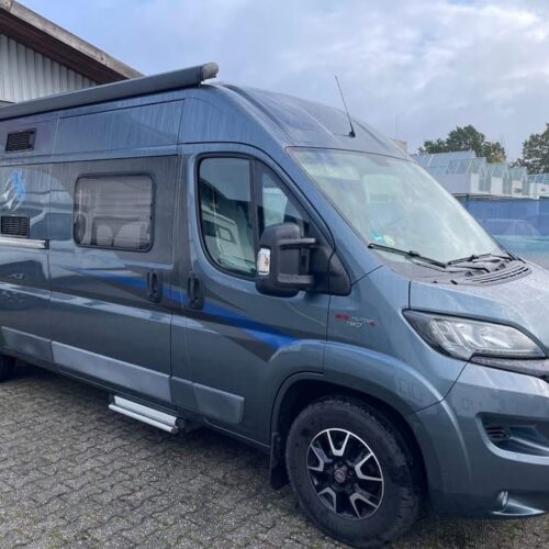 IMG_3568 Knaus Boxstar Street - porte-bagages arrière automatique pivotant.