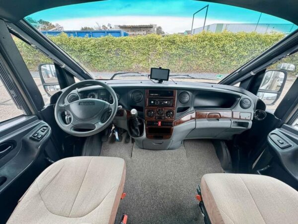 GiottiLine Freightliner Graal 800