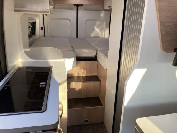 Mooveo Van 60EB Occasion, transformation lit, auvent