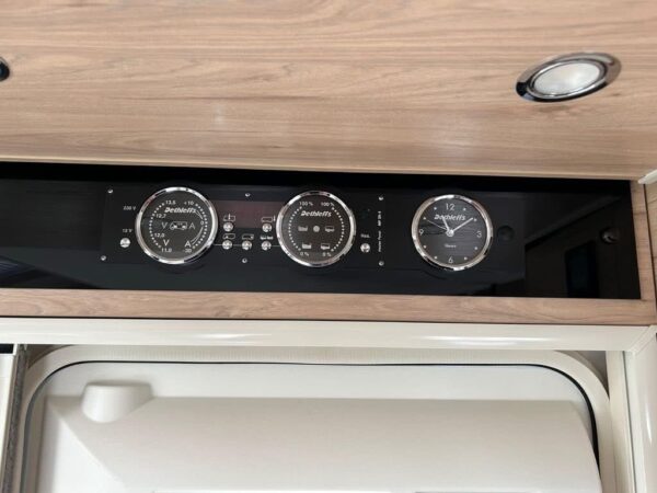 Dethleffs Pulse Classic 90 T 7051 EB+TV+LED+160PS+él. Hubb