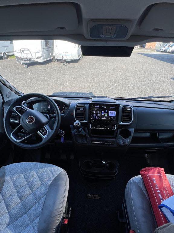 Carado Edition15 CV 600 *Auvent*Suspension pneumatique*NAVI*RFK