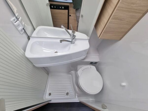 Challenger S 194 2022