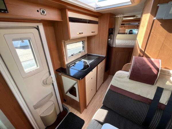 LMC Breezer V633 G - Festett - auto.Sat/TV - Solar