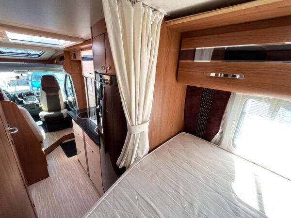 LMC Breezer V633 G - Festett - auto.Sat/TV - Solar