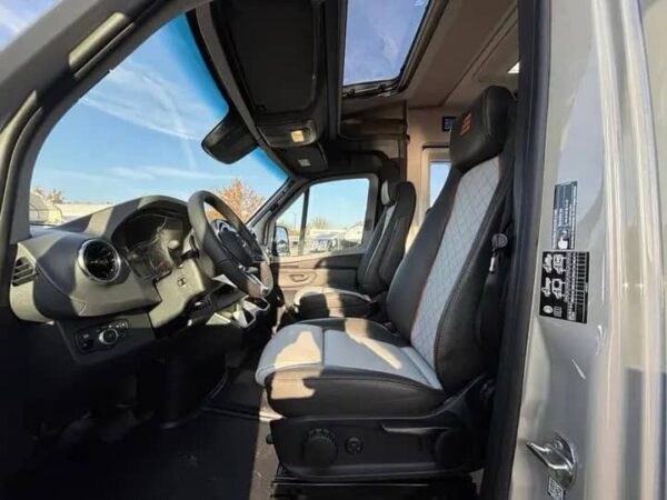 Hymer ML-T CrossTrail 580 • Occasion • 3 Couchages • 2026 Profilé • Diesel • Boîte automatique • 190 Ch DIN