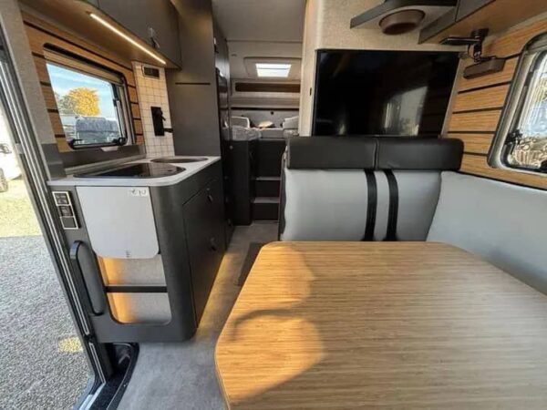 Hymer ML-T CrossTrail 580 • Occasion • 3 Couchages • 2026 Profilé • Diesel • Boîte automatique • 190 Ch DIN