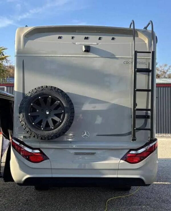 Hymer ML-T CrossTrail 580 • Occasion • 3 Couchages • 2026 Profilé • Diesel • Boîte automatique • 190 Ch DIN